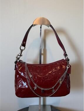 Coach Patent Leather Burgundy Shoulder Bag ❤️👜